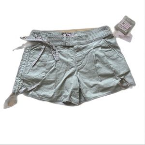 Super cute, with tags shorts ☺️